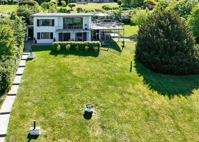 Seepanorama 91 度假居 Bosau